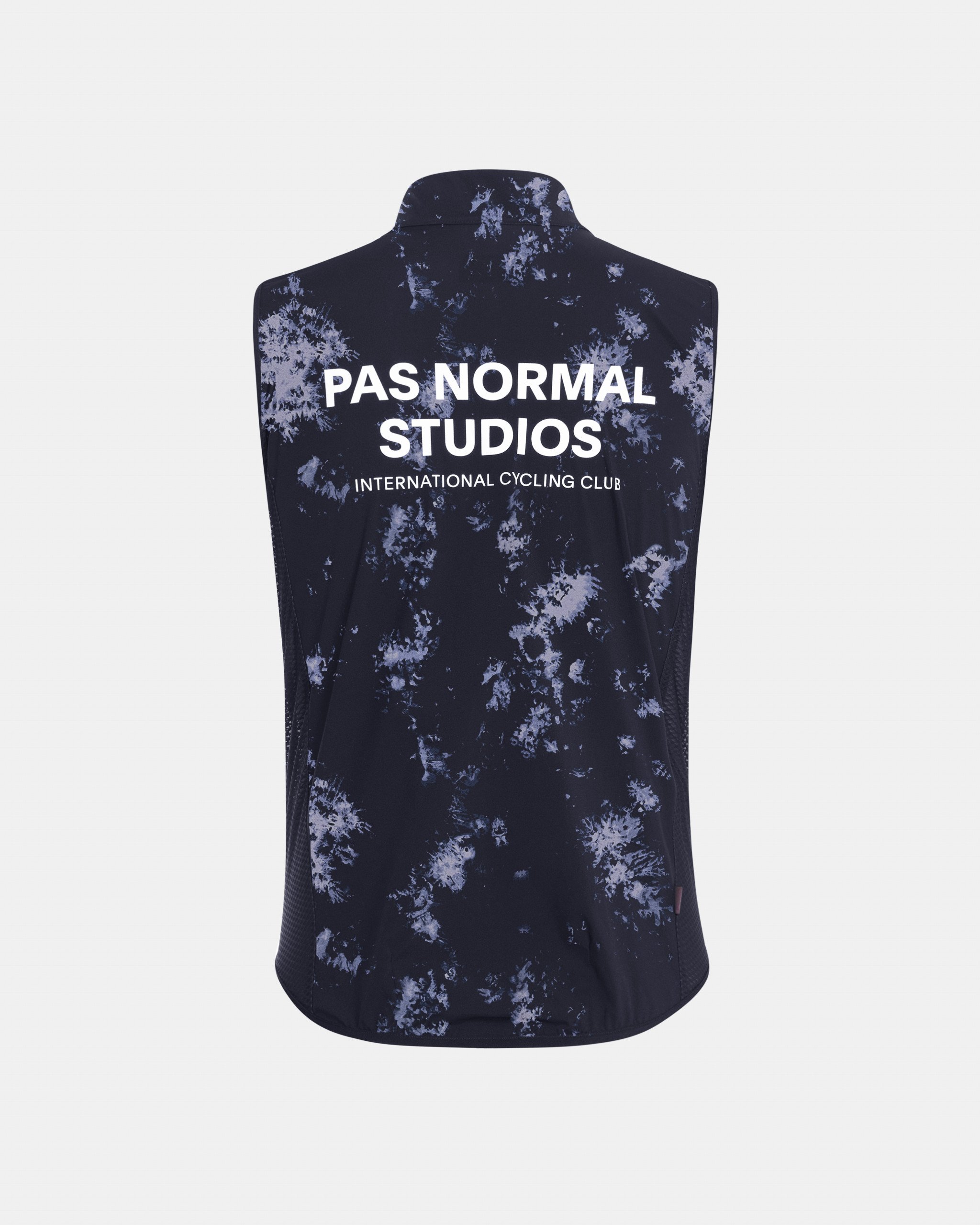 Stow Away Gilet | Pas Normal Studios | En Route